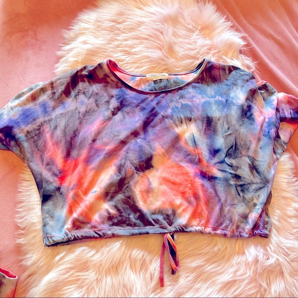 Fashion Nova tie dye biker shirt set medium - Picture 3 of 8